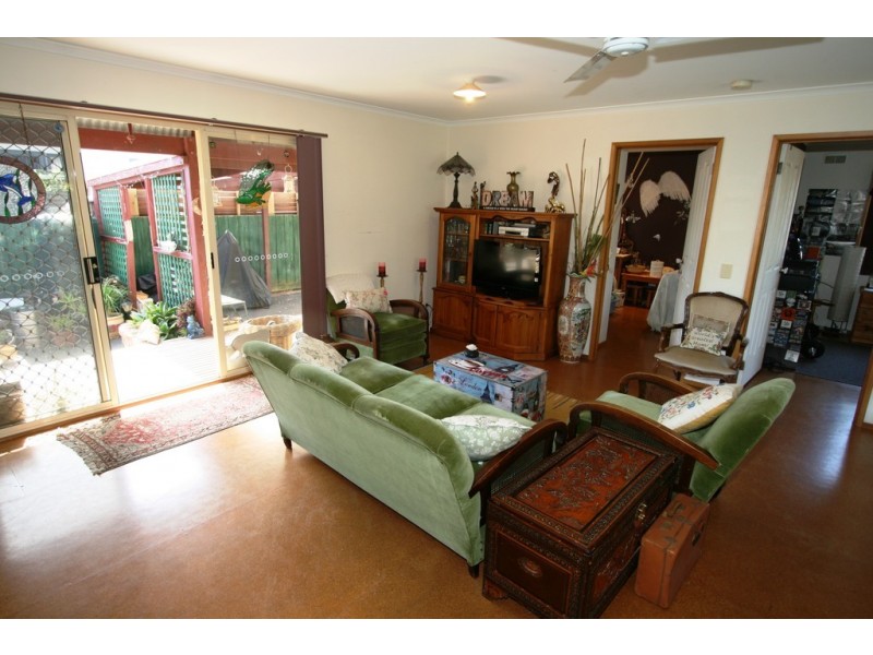 24 Lansell Road, Cowes VIC 3922