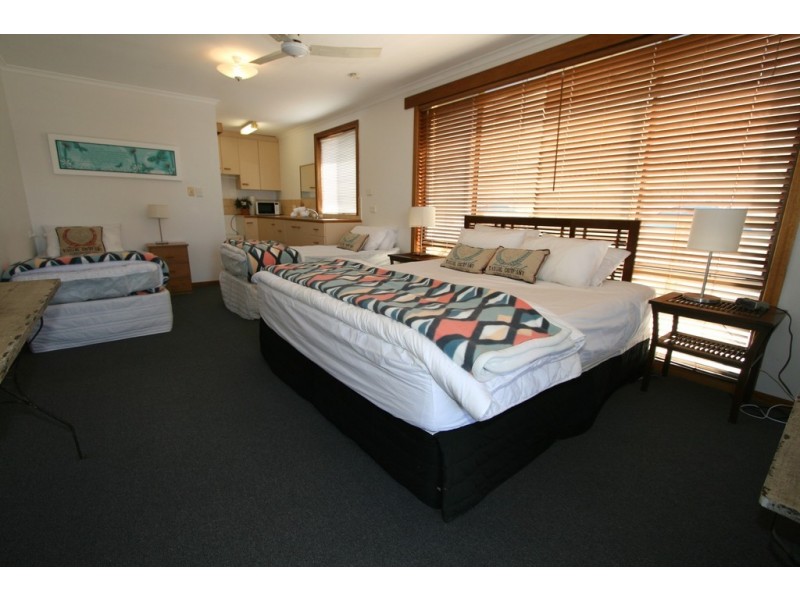 10 Beach Road, Rhyll VIC 3923