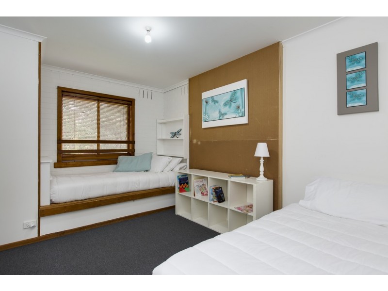 10 Beach Road, Rhyll VIC 3923