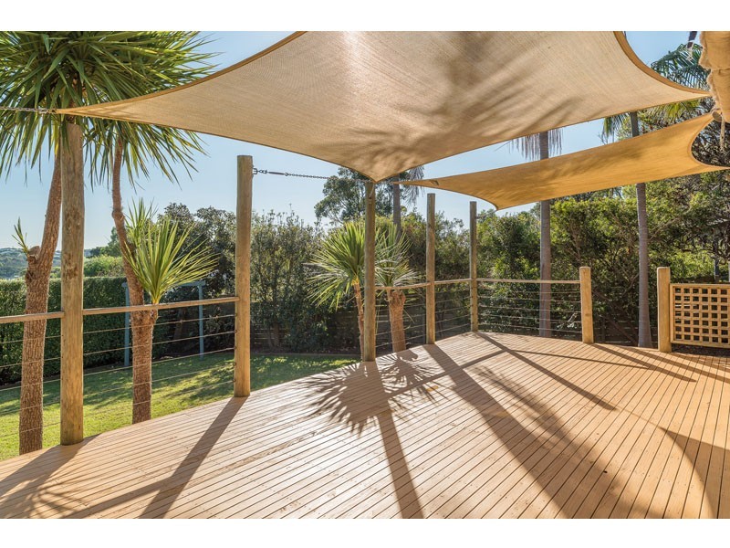 10 San Remo Crescent, Sunset Strip VIC 3922