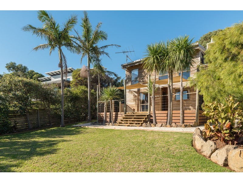 10 San Remo Crescent, Sunset Strip VIC 3922