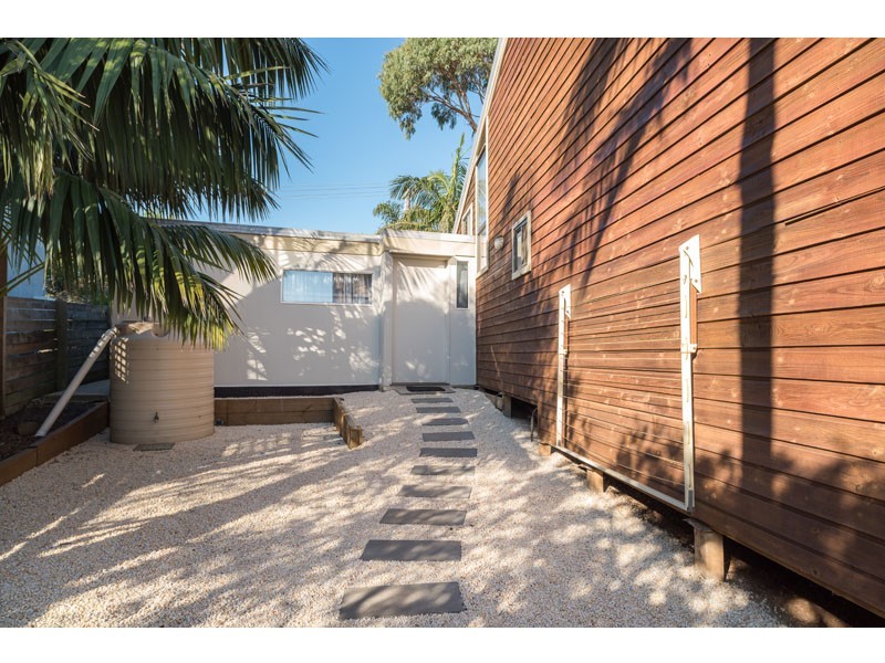 10 San Remo Crescent, Sunset Strip VIC 3922
