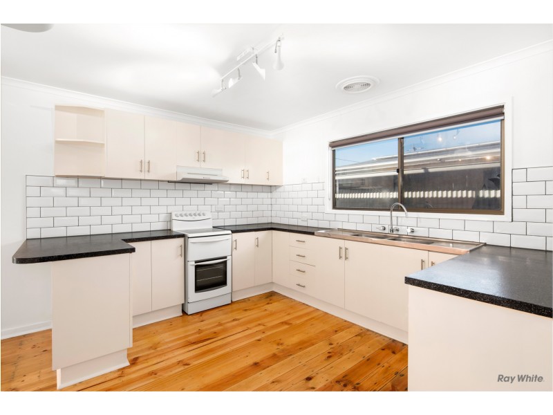 36 Sunderland Bay Road, Sunderland Bay VIC 3922