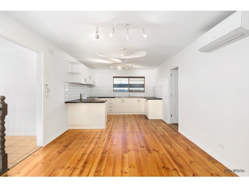 36 Sunderland Bay Road, Sunderland Bay VIC 3922