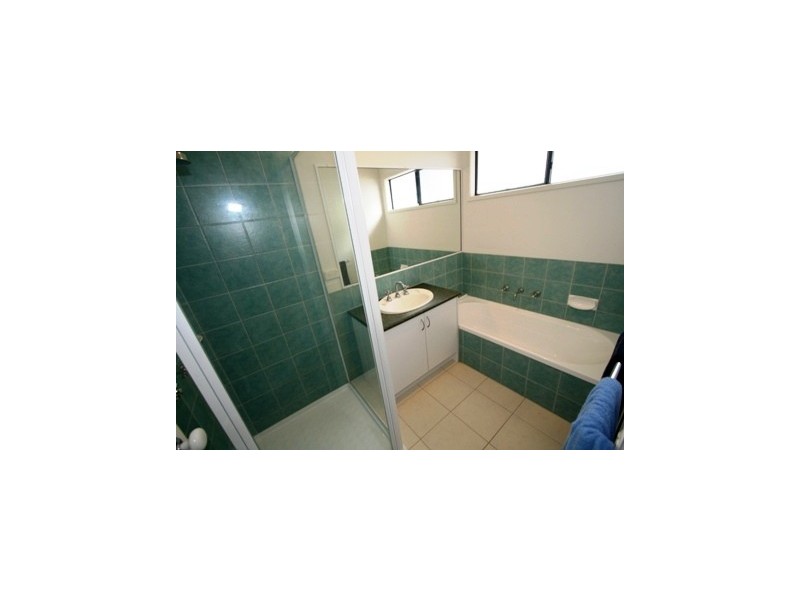 32 Ti-Tree Drive, Cowes VIC 3922