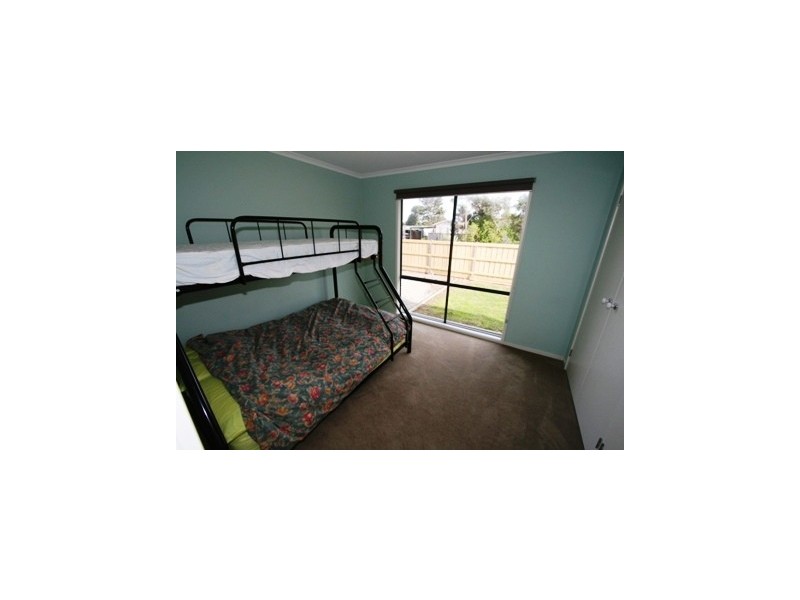 32 Ti-Tree Drive, Cowes VIC 3922