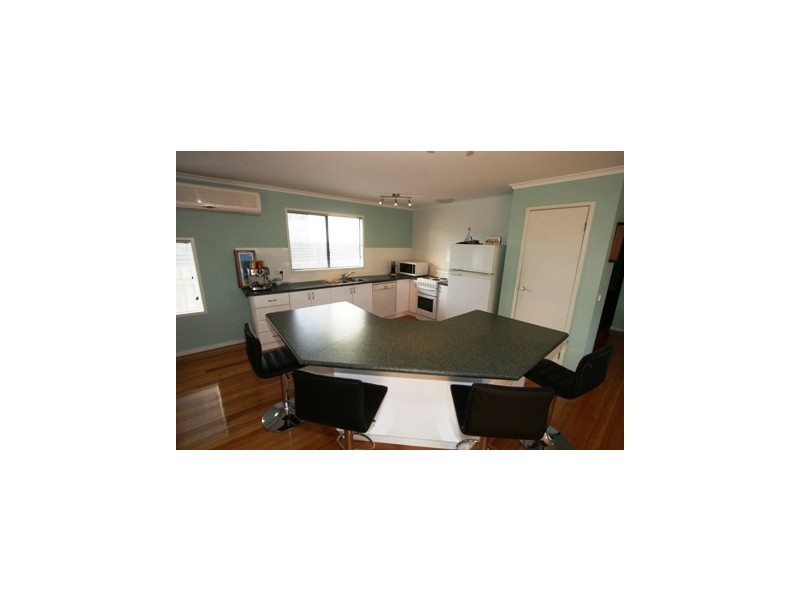 32 Ti-Tree Drive, Cowes VIC 3922