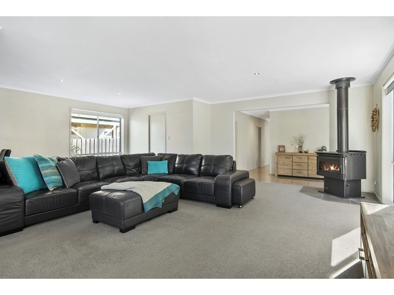 27 Broadwater Avenue, Cape Woolamai VIC 3925