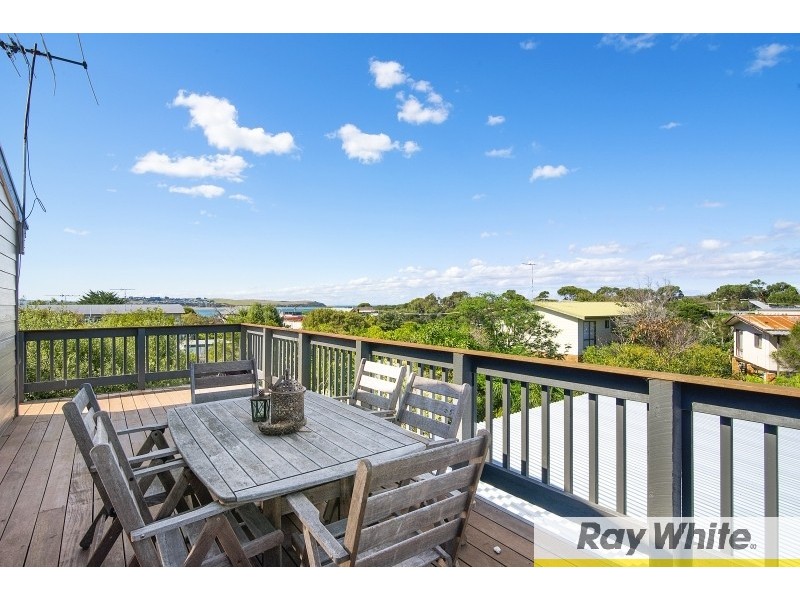 27 Broadwater Avenue, Cape Woolamai VIC 3925