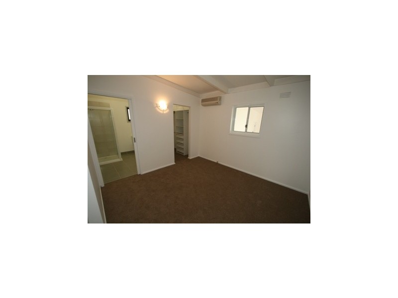 1 Stradbroke Crescent, Surf Beach VIC 3922
