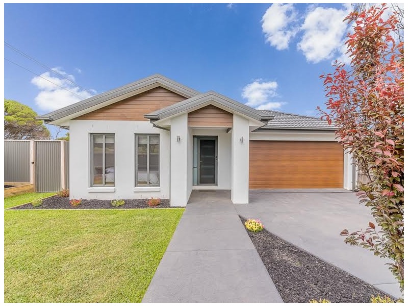 1 Gemma Street, Sunderland Bay VIC 3922