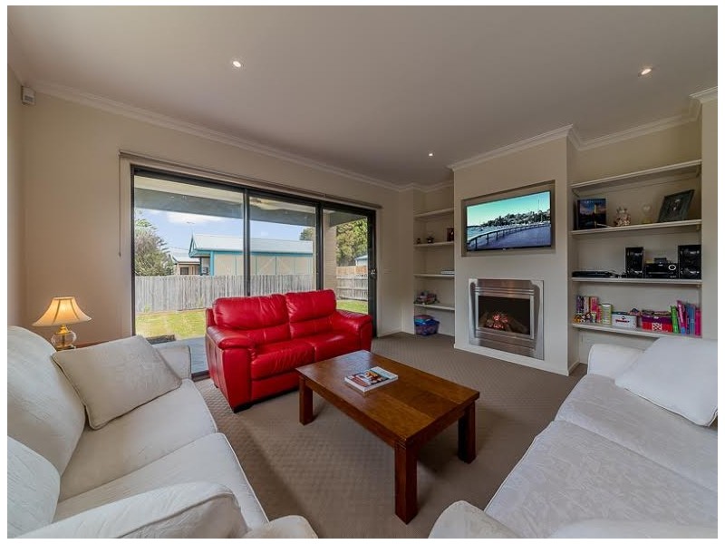 1 Gemma Street, Sunderland Bay VIC 3922