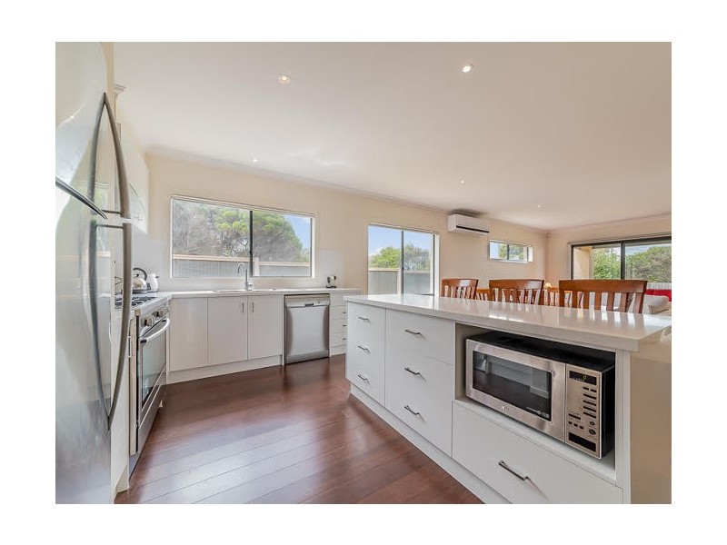 1 Gemma Street, Sunderland Bay VIC 3922