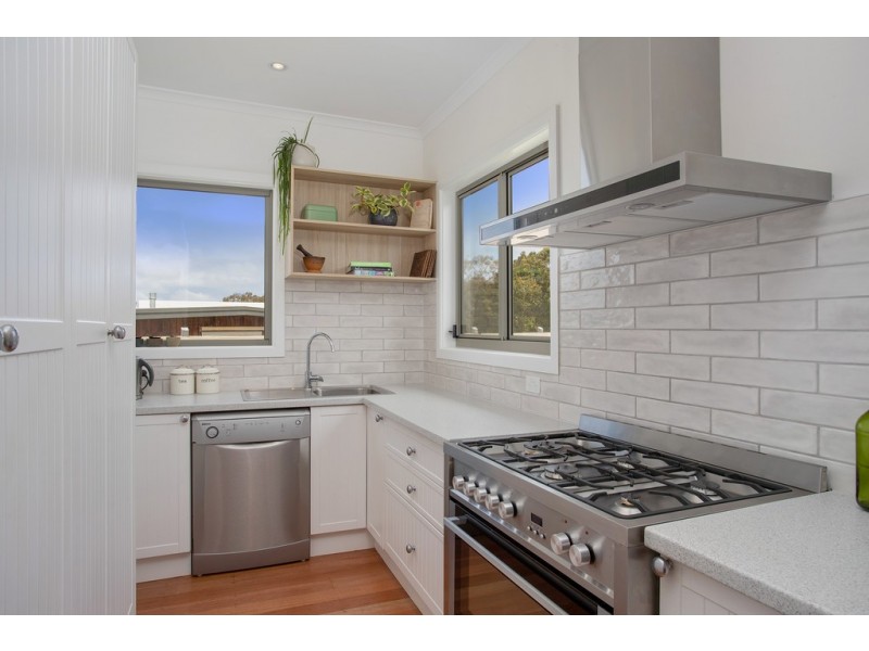 27a Wolfenden Street, Rhyll VIC 3923