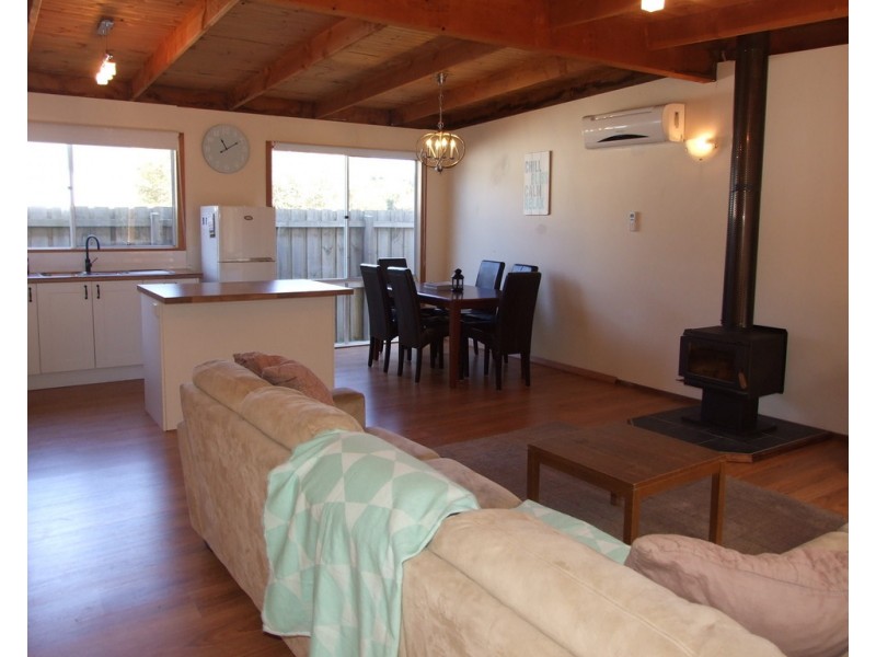 15 Tampa Road, Cape Woolamai VIC 3925