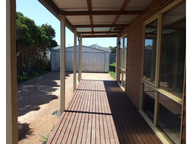 15 Tampa Road, Cape Woolamai VIC 3925