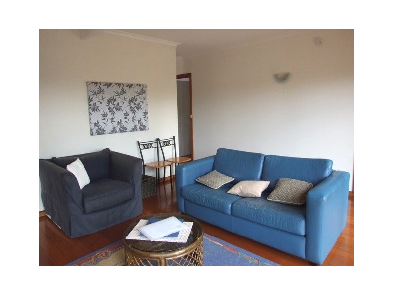 1/73 Walton Street, Cowes VIC 3922