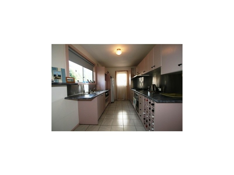 18 Hill Street, Sunderland Bay VIC 3922