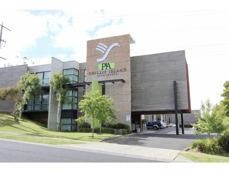 3/9-11 Bass Avenue, Cowes VIC 3922