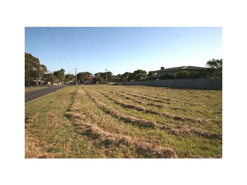 287 Settlement Road, Cowes VIC 3922