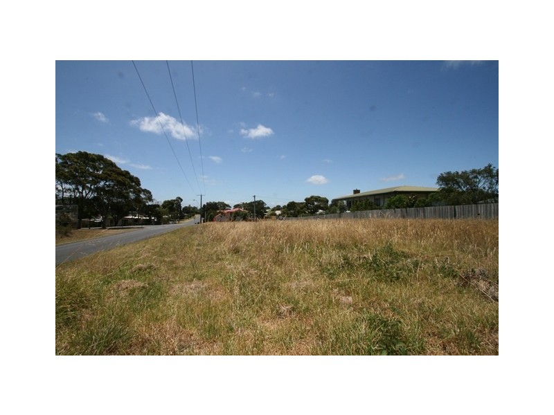 287 Settlement Road, Cowes VIC 3922