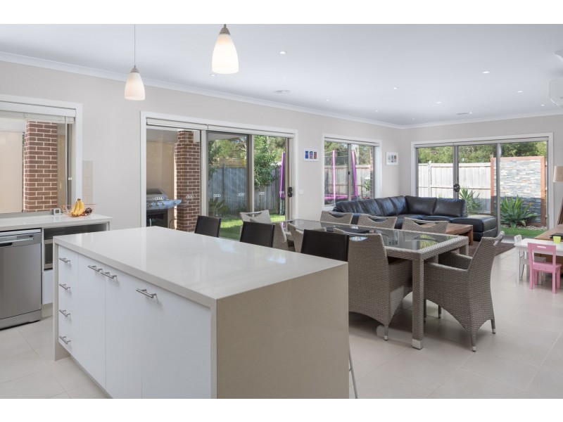 7 Blossom Road, Cowes VIC 3922