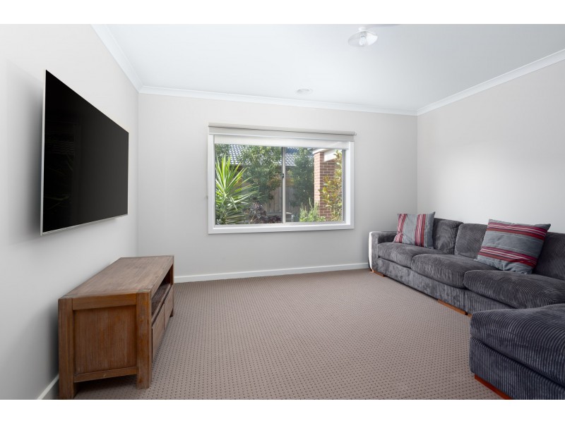 7 Blossom Road, Cowes VIC 3922