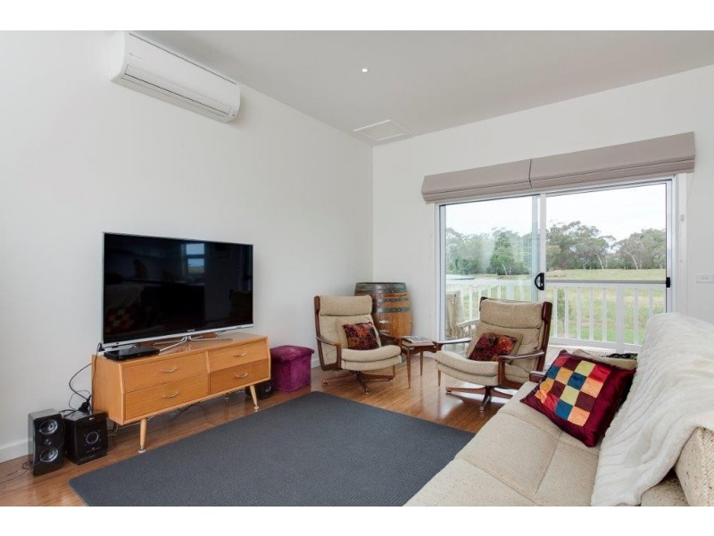 12 Echidna Grove, Cowes VIC 3922
