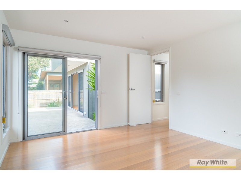 2/201 Thompson Avenue, Cowes VIC 3922