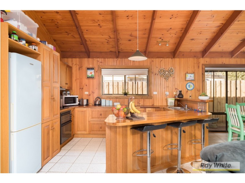 26 Outlook Drive, Cowes VIC 3922