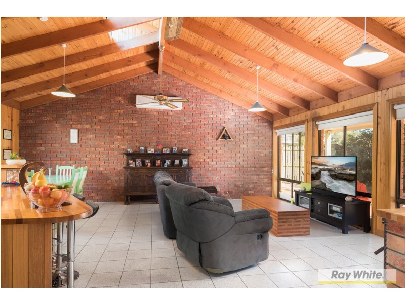 26 Outlook Drive, Cowes VIC 3922