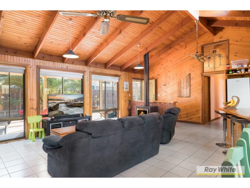 26 Outlook Drive, Cowes VIC 3922