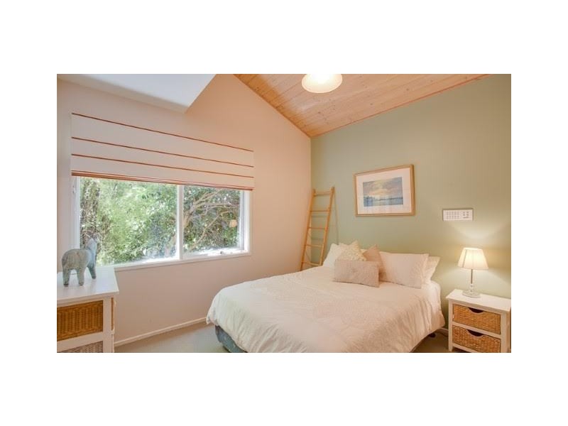 12 West Court, Cowes VIC 3922