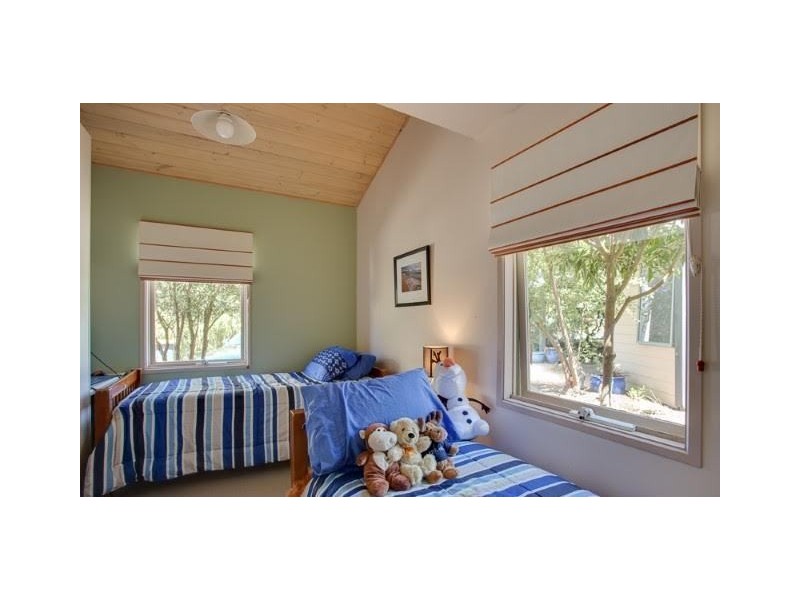 12 West Court, Cowes VIC 3922