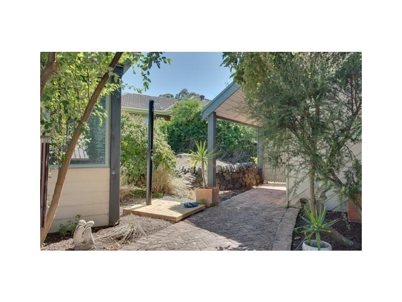 12 West Court, Cowes VIC 3922