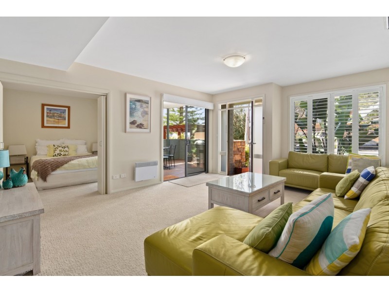 1/2-4 Warley Avenue, Cowes VIC 3922