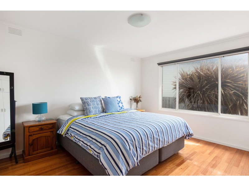 8 Highview Crescent, Surf Beach VIC 3922