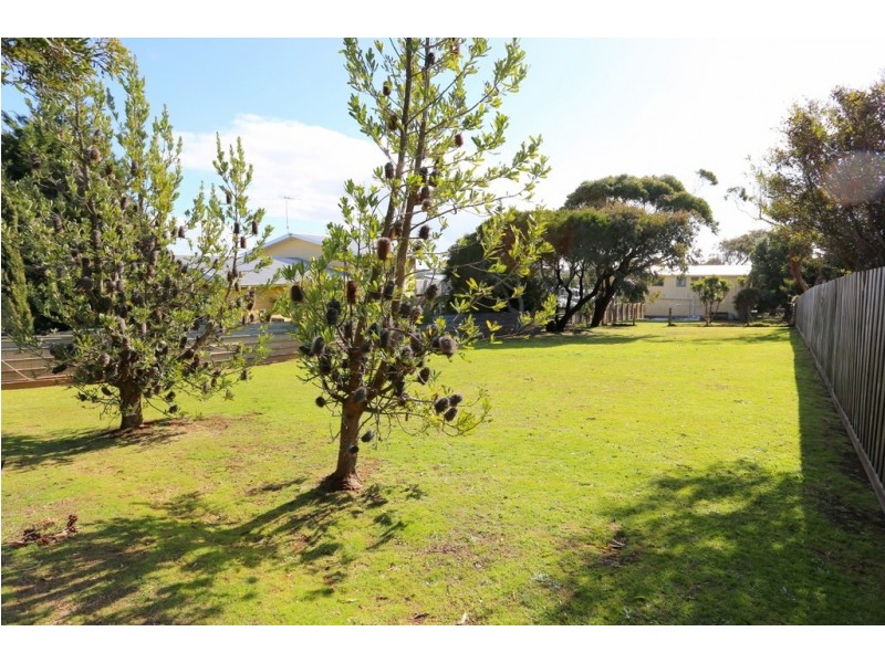 24 Sunnyside Avenue, Cape Woolamai VIC 3925