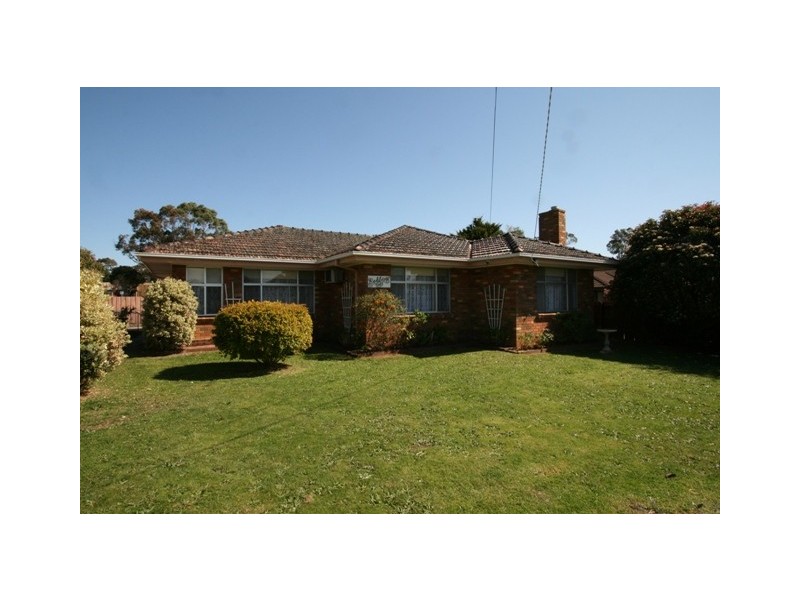 28 Shamrock Avenue, Cowes VIC 3922