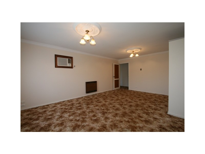 28 Shamrock Avenue, Cowes VIC 3922