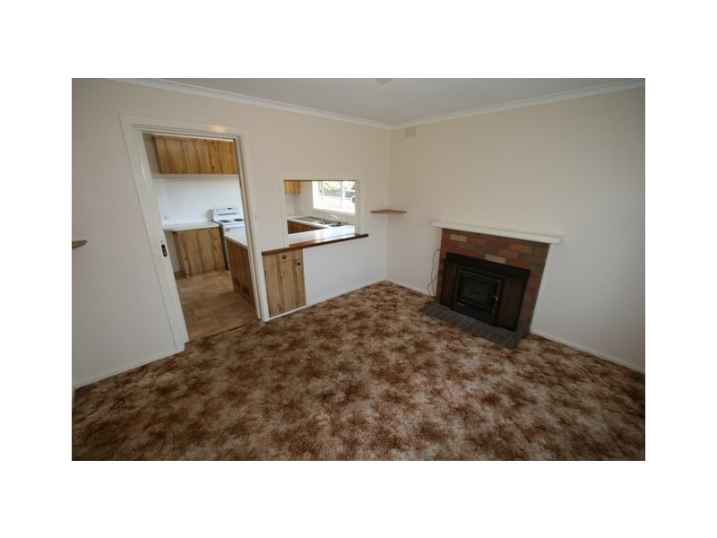 28 Shamrock Avenue, Cowes VIC 3922