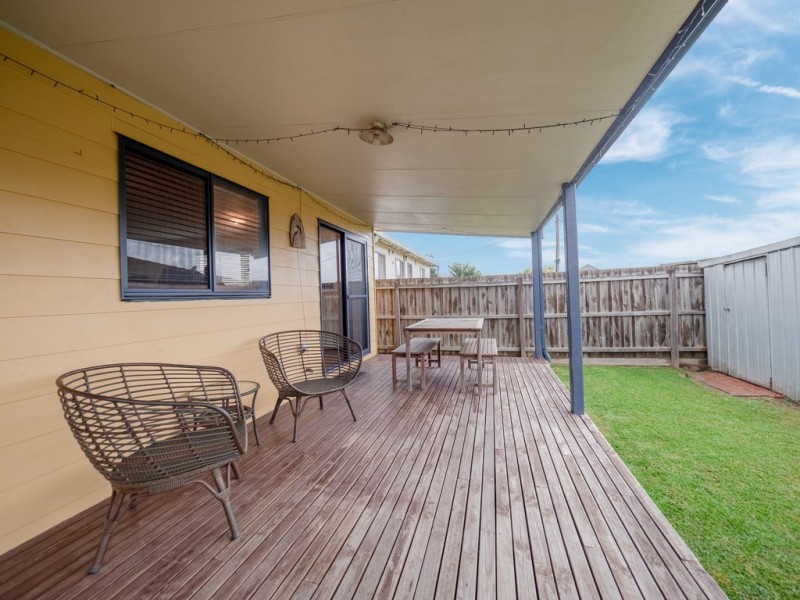 6 Batman Street, Surf Beach VIC 3922