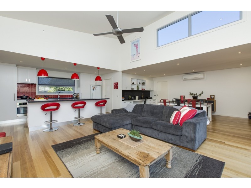 7 Kendall Avenue, Cape Woolamai VIC 3925