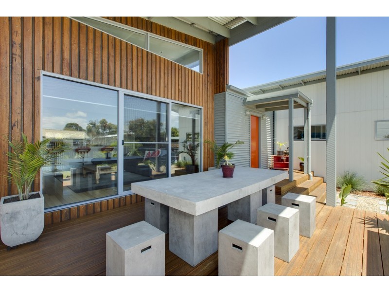 7 Kendall Avenue, Cape Woolamai VIC 3925