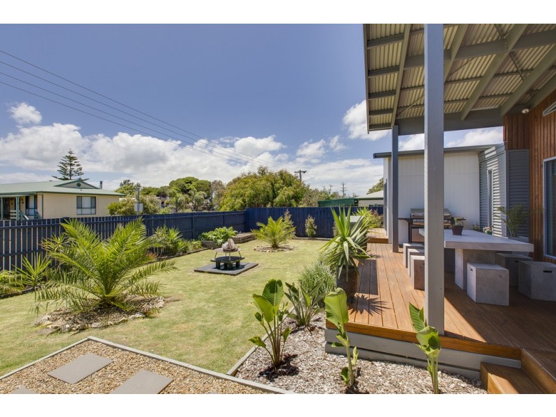 7 Kendall Avenue, Cape Woolamai VIC 3925