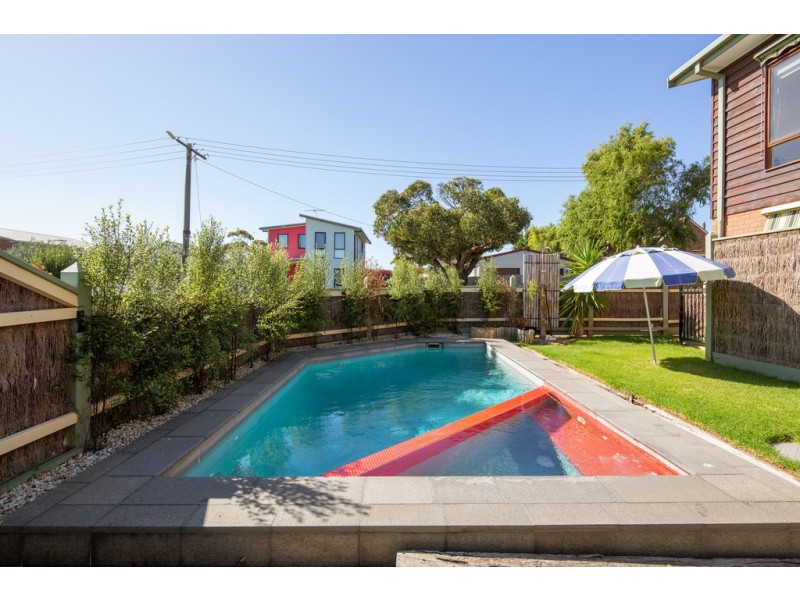 1 Boonderabbi Way, Cowes VIC 3922