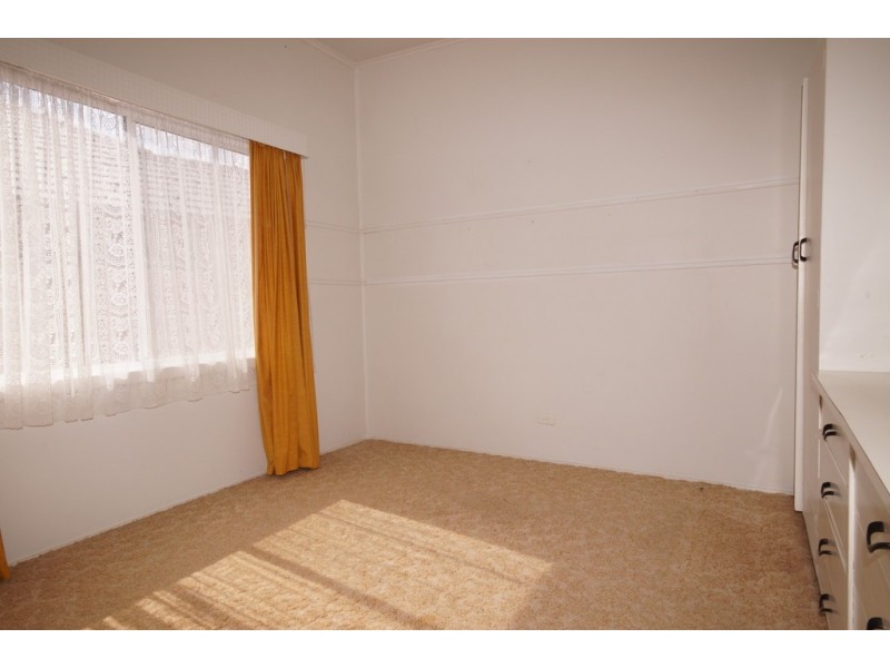 8 Edgar Road, San Remo VIC 3925