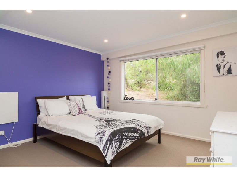 3 Gordon Street, Cowes VIC 3922