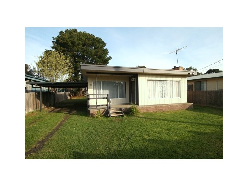 29 Ti Tree Drive, Cowes VIC 3922