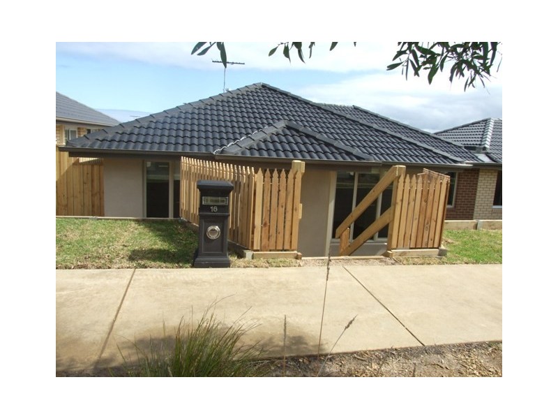 16 Wonga Lane, Cowes VIC 3922